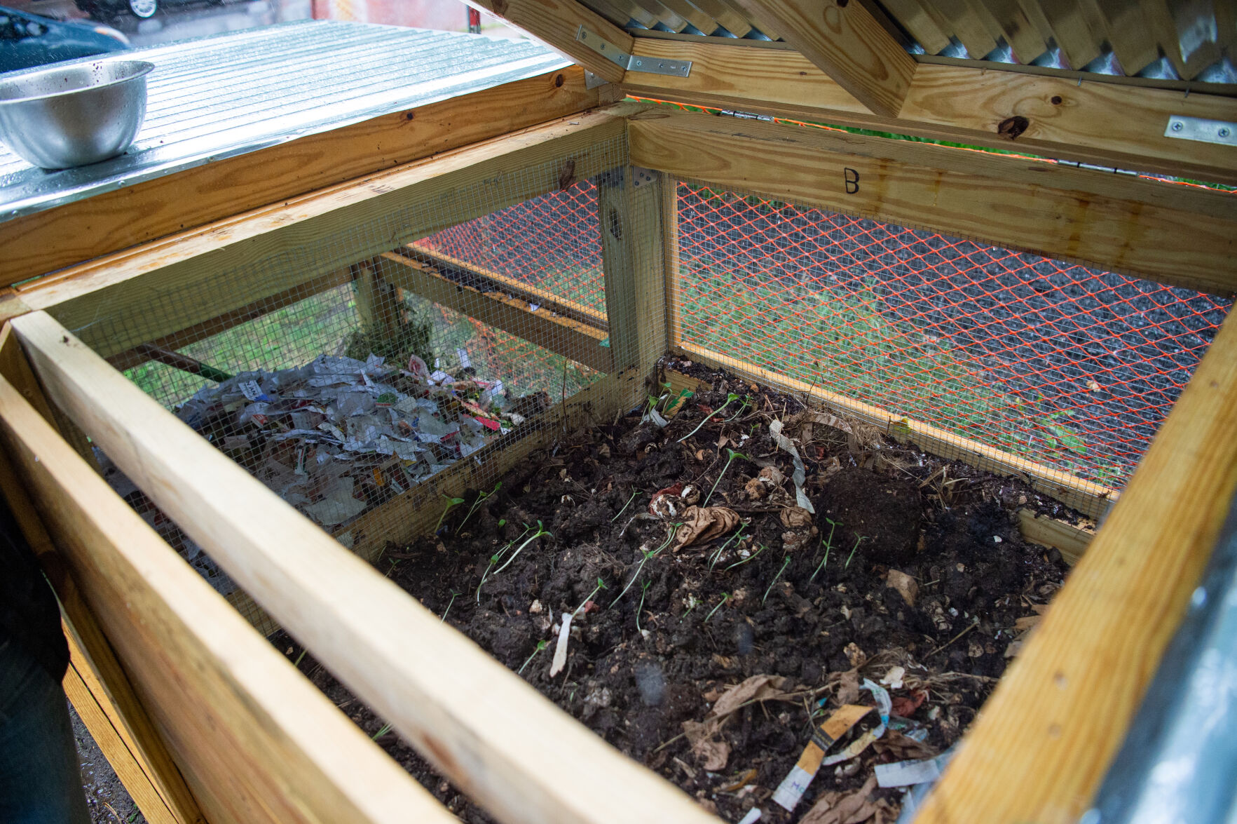 Compost bin-09.jpg